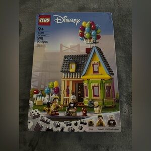 LEGO Disney Colorful House Adventure Set - New, Sealed, Unopened